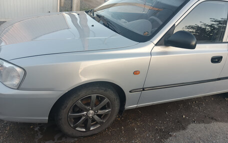 Hyundai Accent II, 2010 год, 500 000 рублей, 3 фотография