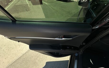 Toyota Camry, 2019 год, 2 600 000 рублей, 8 фотография