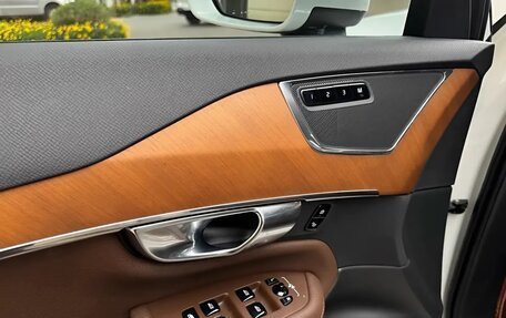 Volvo XC90 II рестайлинг, 2021 год, 4 700 000 рублей, 5 фотография