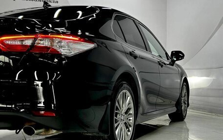 Toyota Camry, 2021 год, 2 800 000 рублей, 11 фотография