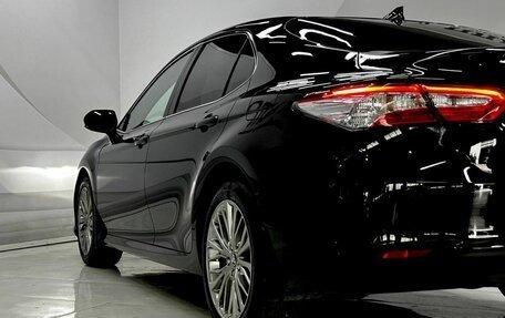 Toyota Camry, 2021 год, 2 800 000 рублей, 12 фотография