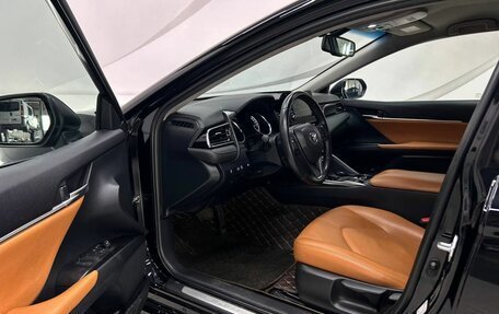 Toyota Camry, 2021 год, 2 800 000 рублей, 27 фотография