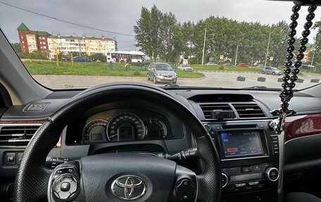 Toyota Camry, 2014 год, 1 690 000 рублей, 7 фотография