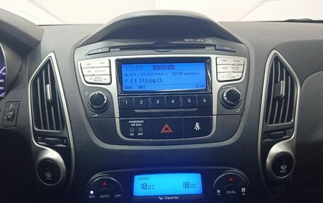 Hyundai ix35 I рестайлинг, 2010 год, 1 090 000 рублей, 13 фотография
