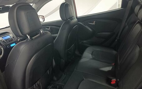 Hyundai ix35 I рестайлинг, 2010 год, 1 090 000 рублей, 18 фотография