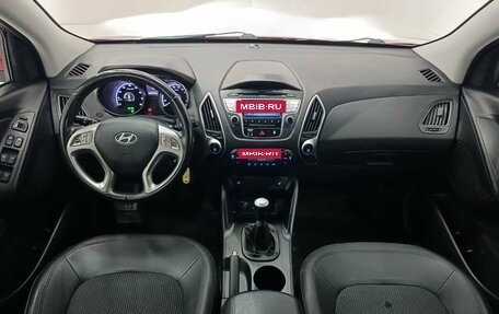 Hyundai ix35 I рестайлинг, 2010 год, 1 090 000 рублей, 14 фотография