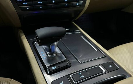 Genesis G80 I, 2017 год, 1 900 000 рублей, 18 фотография