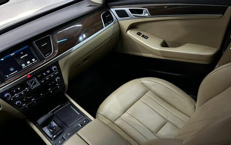 Genesis G80 I, 2017 год, 1 900 000 рублей, 30 фотография