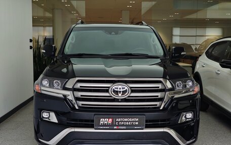 Toyota Land Cruiser 200, 2016 год, 5 450 000 рублей, 2 фотография
