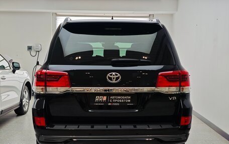 Toyota Land Cruiser 200, 2016 год, 5 450 000 рублей, 5 фотография