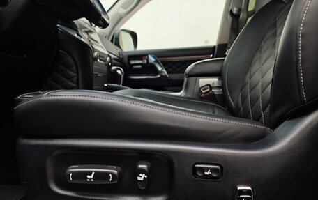 Toyota Land Cruiser 200, 2016 год, 5 450 000 рублей, 20 фотография