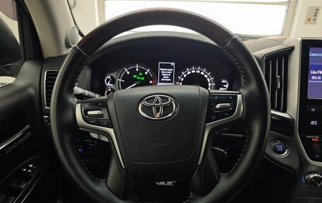 Toyota Land Cruiser 200, 2016 год, 5 450 000 рублей, 23 фотография
