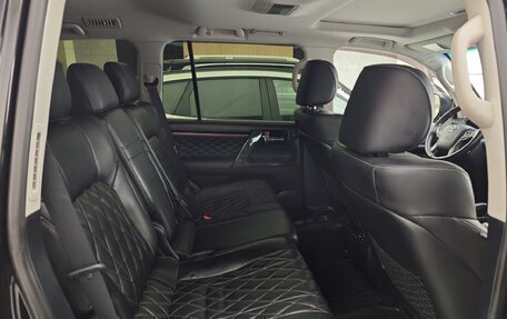 Toyota Land Cruiser 200, 2016 год, 5 450 000 рублей, 26 фотография