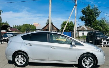 Toyota Prius, 2010 год, 1 229 000 рублей, 5 фотография
