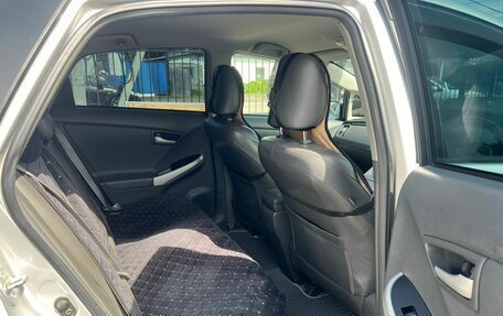 Toyota Prius, 2010 год, 1 229 000 рублей, 12 фотография