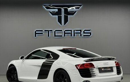 Audi R8, 2011 год, 6 444 000 рублей, 2 фотография