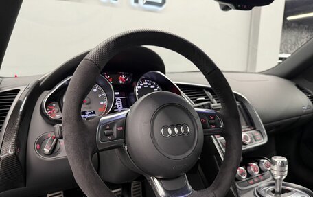 Audi R8, 2011 год, 6 444 000 рублей, 15 фотография