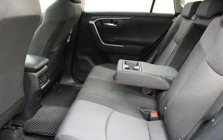 Toyota RAV4, 2020 год, 2 899 900 рублей, 27 фотография