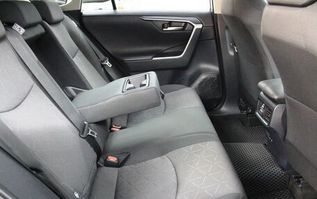 Toyota RAV4, 2020 год, 2 899 900 рублей, 31 фотография