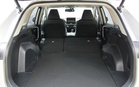 Toyota RAV4, 2020 год, 2 899 900 рублей, 29 фотография