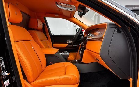 Rolls-Royce Phantom VIII, 2024 год, 135 000 000 рублей, 13 фотография