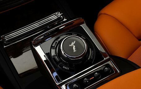 Rolls-Royce Phantom VIII, 2024 год, 135 000 000 рублей, 16 фотография