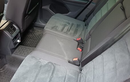 Volkswagen Tiguan II, 2017 год, 2 500 000 рублей, 14 фотография