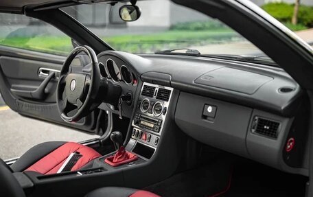 Mercedes-Benz SLK-Класс, 1997 год, 10 000 000 рублей, 9 фотография