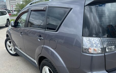 Mitsubishi Outlander III рестайлинг 3, 2008 год, 920 000 рублей, 3 фотография