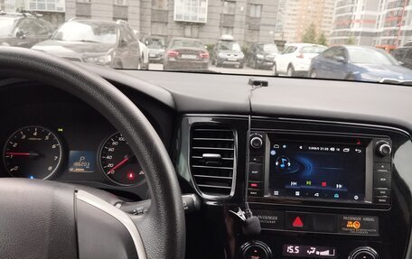 Mitsubishi Outlander III рестайлинг 3, 2012 год, 1 300 000 рублей, 6 фотография