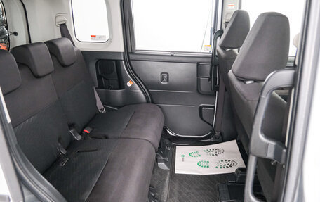 Toyota Roomy I, 2017 год, 1 049 000 рублей, 21 фотография