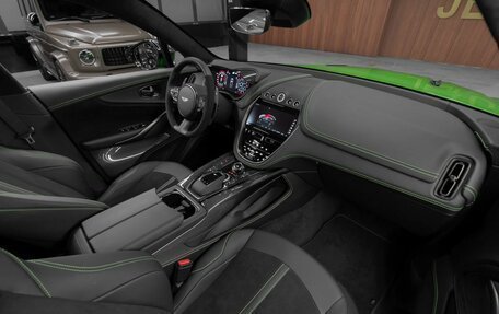 Aston Martin DBX I, 2024 год, 33 000 000 рублей, 26 фотография