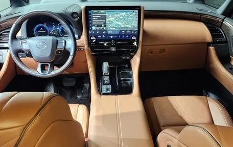 Toyota Alphard, 2024 год, 9 658 333 рублей, 6 фотография