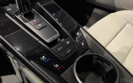 Porsche 911, 2024 год, 29 990 000 рублей, 25 фотография