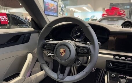 Porsche 911, 2024 год, 29 990 000 рублей, 14 фотография