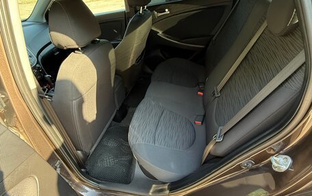 Hyundai Solaris II рестайлинг, 2016 год, 1 300 000 рублей, 3 фотография
