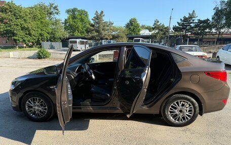 Hyundai Solaris II рестайлинг, 2016 год, 1 300 000 рублей, 5 фотография