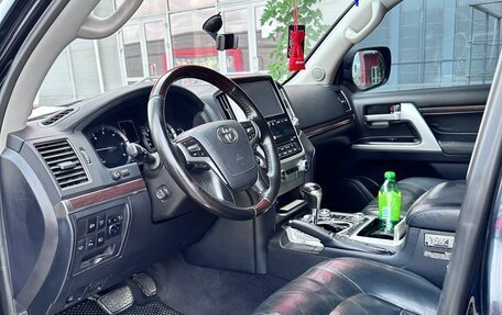 Toyota Land Cruiser 200, 2016 год, 5 700 000 рублей, 6 фотография