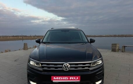 Volkswagen Tiguan II, 2018 год, 2 350 000 рублей, 8 фотография