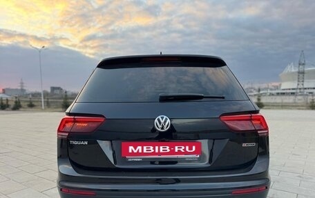 Volkswagen Tiguan II, 2018 год, 2 350 000 рублей, 10 фотография