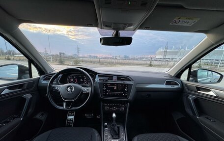 Volkswagen Tiguan II, 2018 год, 2 350 000 рублей, 24 фотография