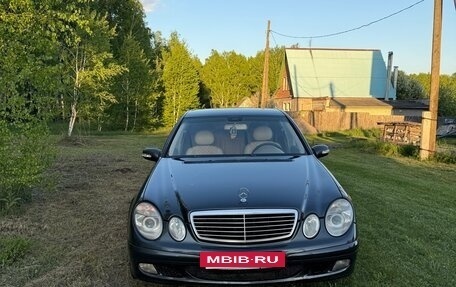 Mercedes-Benz E-Класс, 2002 год, 670 000 рублей, 12 фотография
