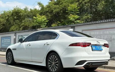 Jaguar XE I рестайлинг, 2022 год, 2 396 000 рублей, 2 фотография
