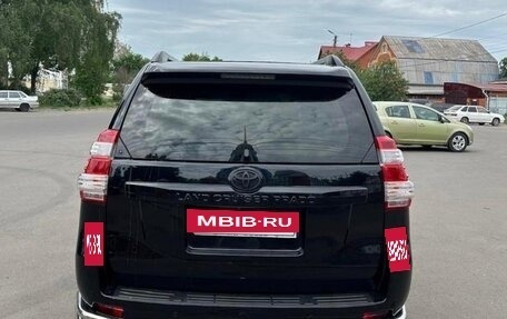 Toyota Land Cruiser Prado 150 рестайлинг 2, 2014 год, 3 270 000 рублей, 3 фотография