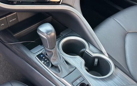 Toyota Camry, 2021 год, 2 327 000 рублей, 14 фотография