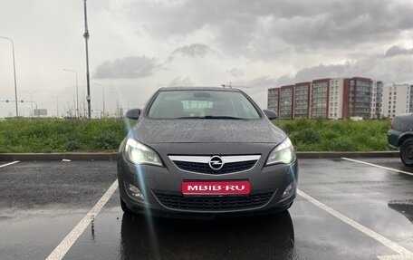 Opel Astra J, 2011 год, 410 000 рублей, 1 фотография