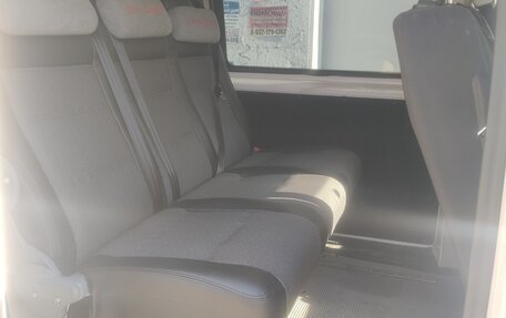 Volkswagen Caravelle T6 рестайлинг, 2020 год, 3 800 000 рублей, 7 фотография