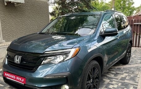 Honda Pilot III рестайлинг, 2020 год, 3 800 000 рублей, 3 фотография