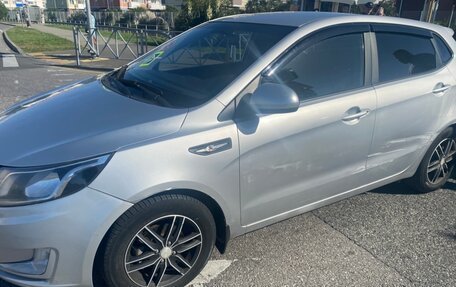 KIA Rio III рестайлинг, 2013 год, 650 000 рублей, 2 фотография