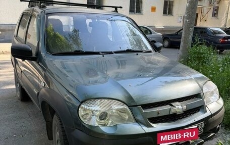 Chevrolet Niva I рестайлинг, 2015 год, 650 000 рублей, 4 фотография